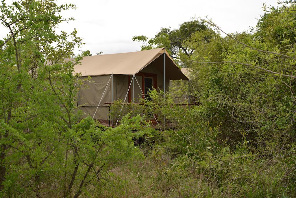 The Wild Olive Tree Camp Hotel Welverdiend  ภายนอก รูปภาพ